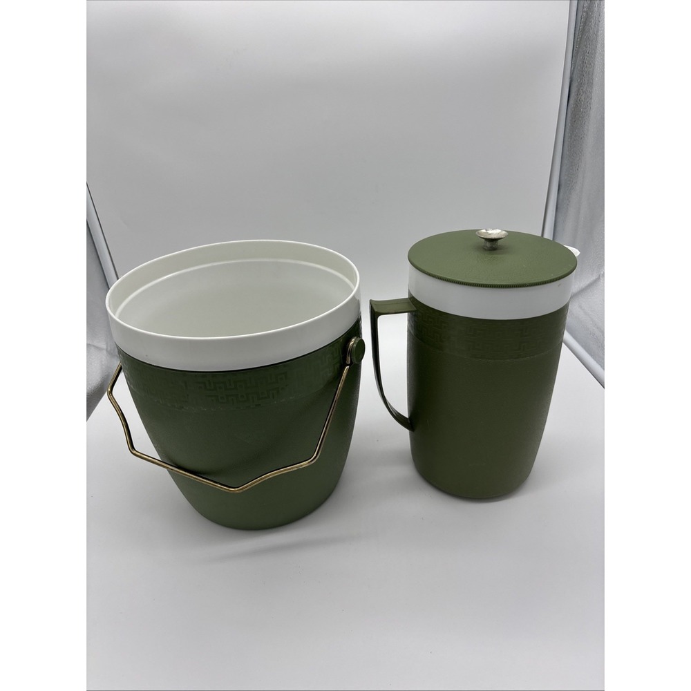 Mid Century Modern Therm O Ware Avocado Green‎ Matching Pitcher And Ice Bucket
